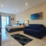 Bay Square Apartamento