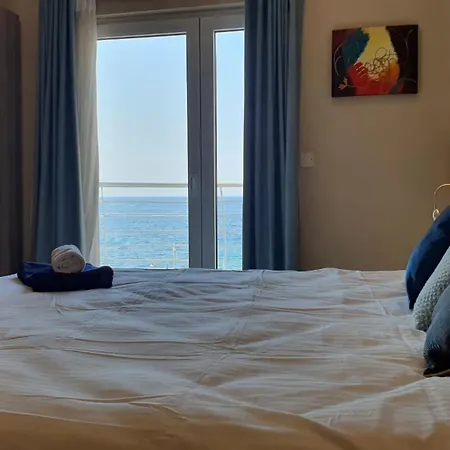 Bay Square Lejlighed